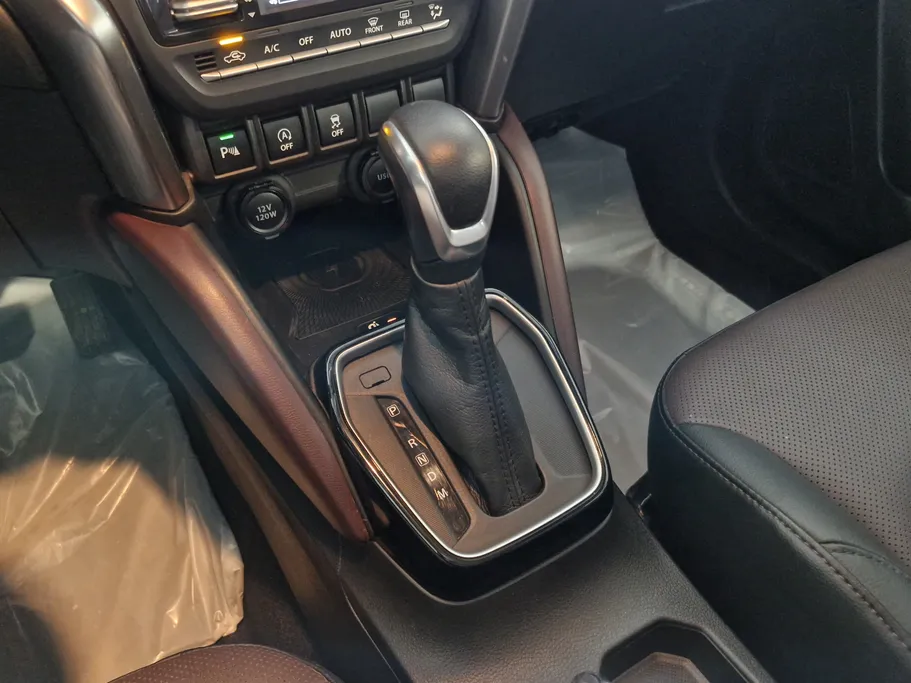 تويوتا أوربان كروزر GLX 2024 