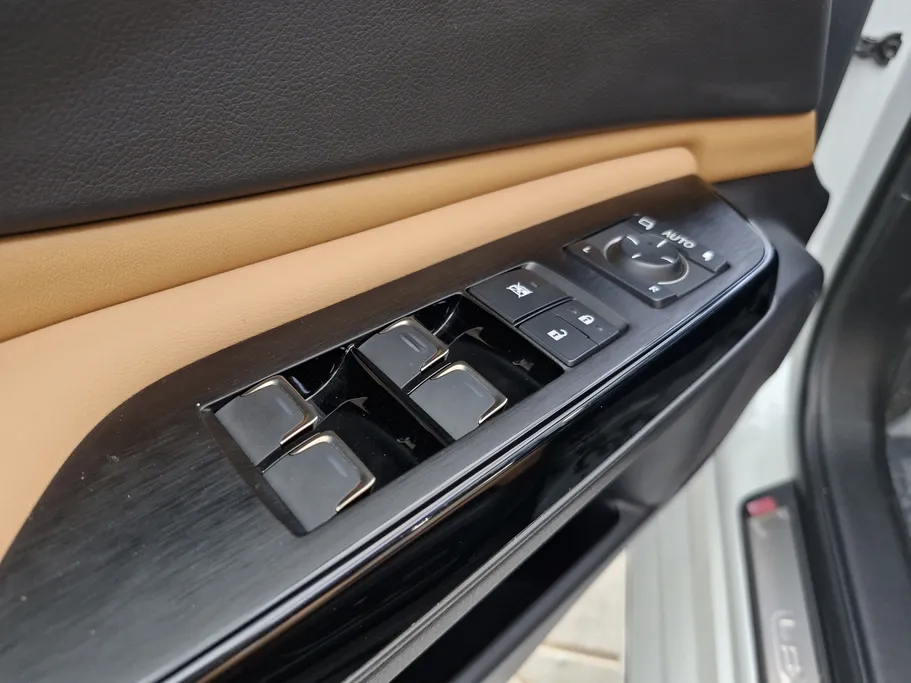 لكزس ES 350 2025 