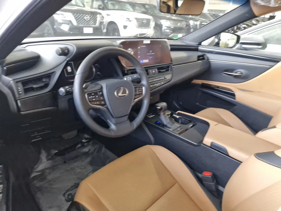 لكزس ES 350 2025 