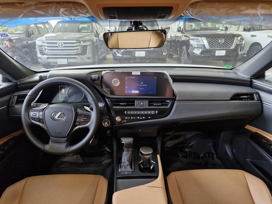 لكزس ES 350 2025 