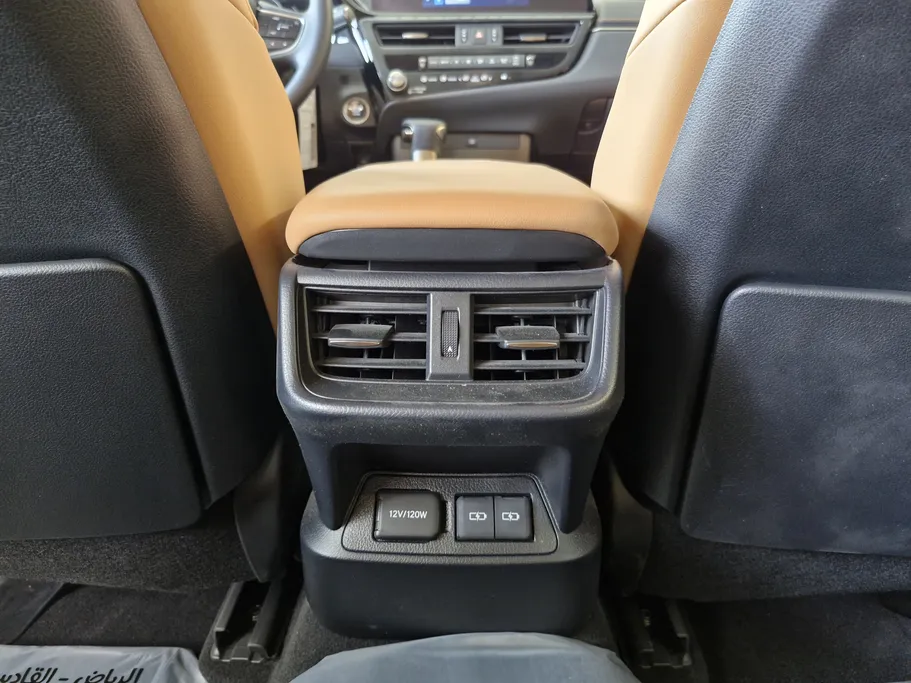 لكزس ES 350 2025 