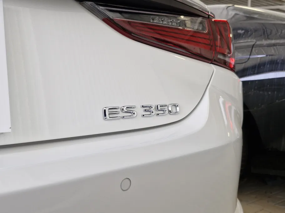 لكزس ES 350 2025 