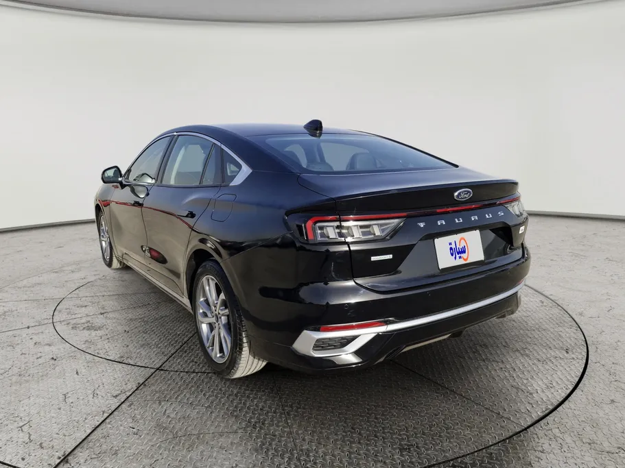 فورد تورس ترند 2023 