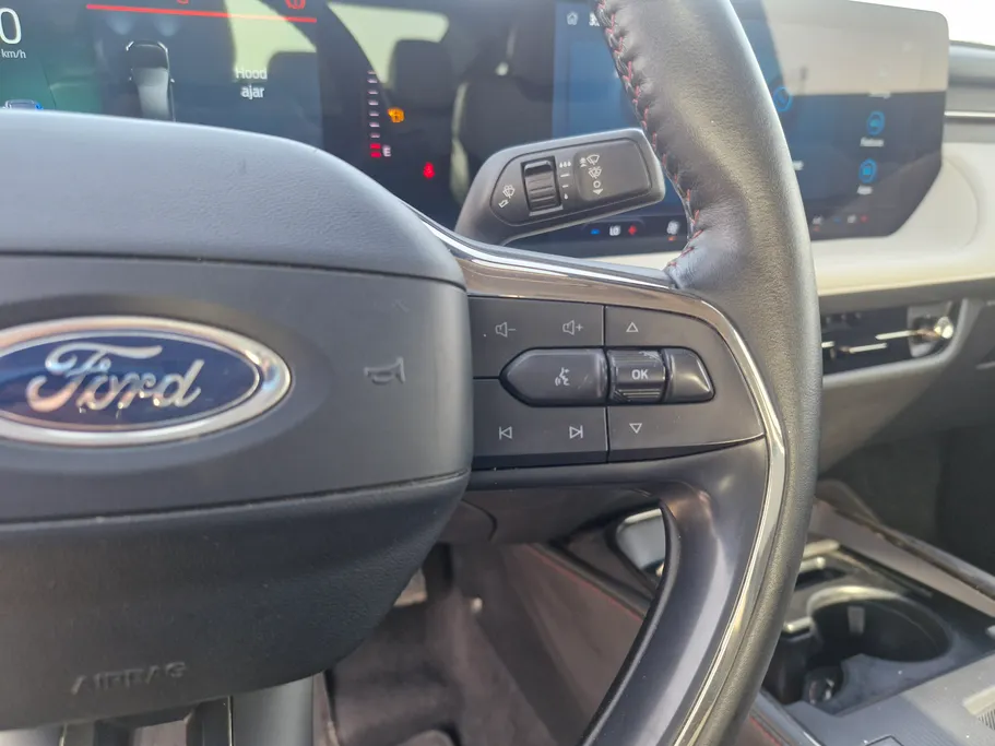 فورد تورس ترند 2023 