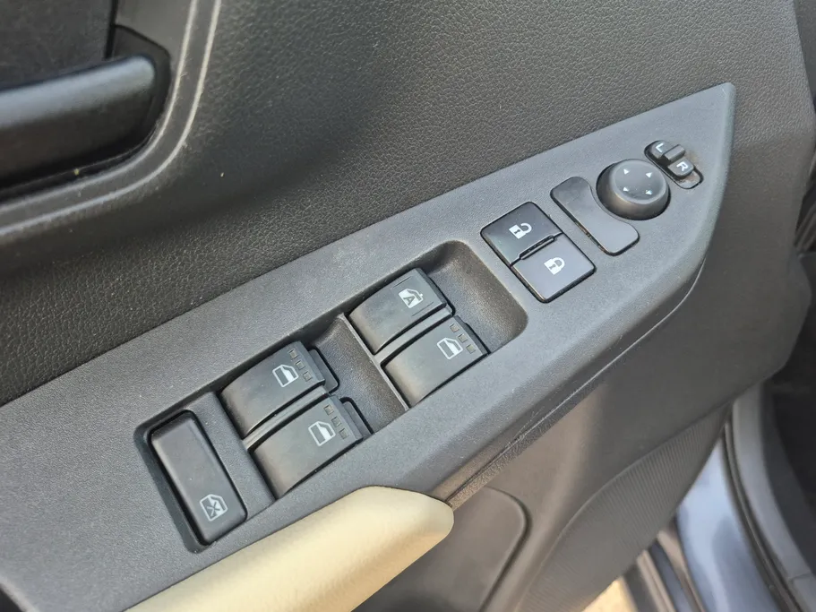 2023 تويوتا Yaris  Y 