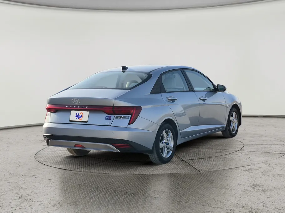 2024 Hyundai Accent Fleet 