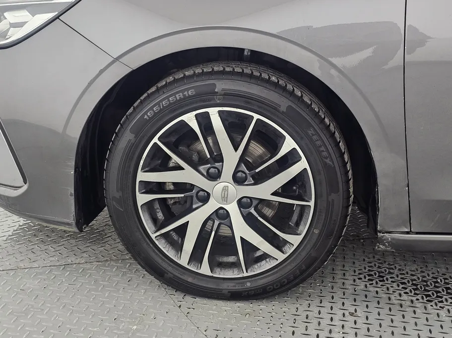 جيلي امجراند GS 2024 