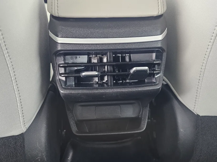 جيلي امجراند GS 2024 