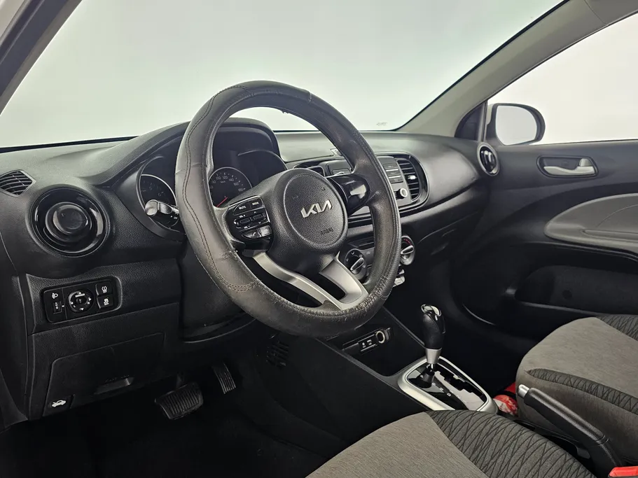 2023 Kia Pegas LX 