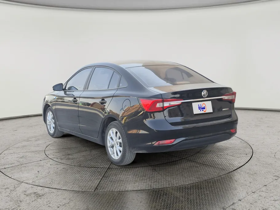 ام جي 5 STD 2025 