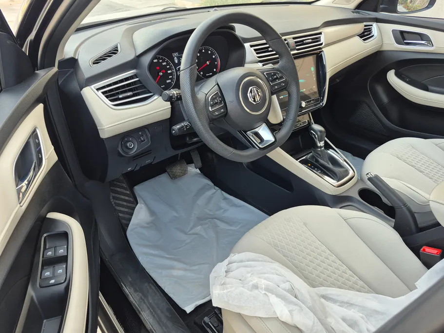 ام جي 5 STD 2025 