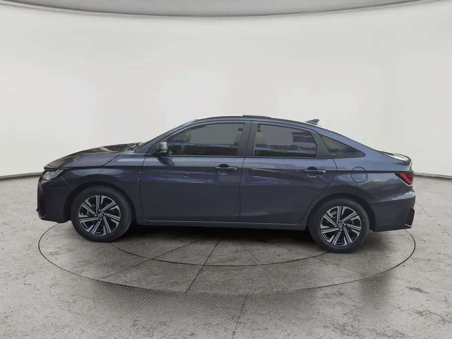 2024 Toyota Yaris  YX 