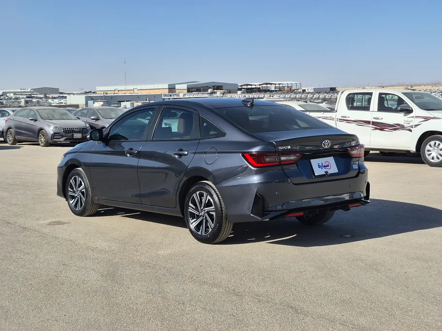 2024 Toyota Yaris  YX 