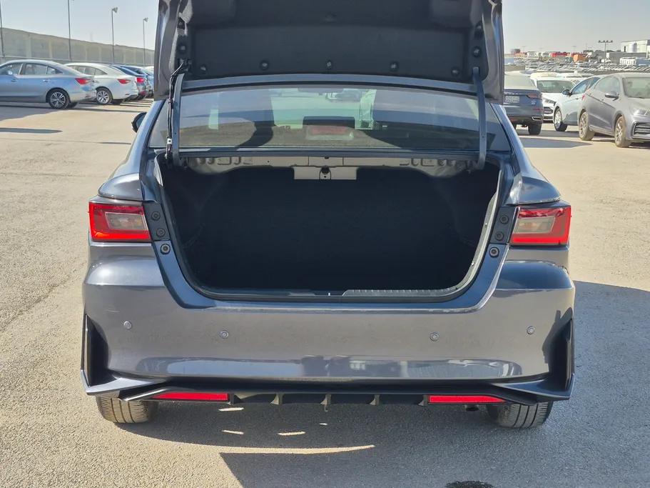 2024 Toyota Yaris  YX 