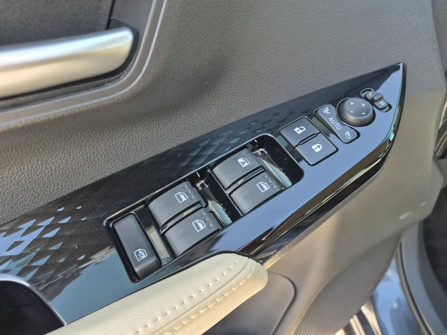 2024 Toyota Yaris  YX 