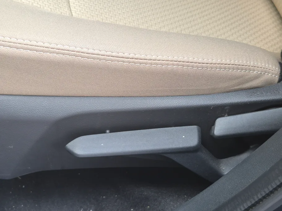 2024 Toyota Yaris  YX 