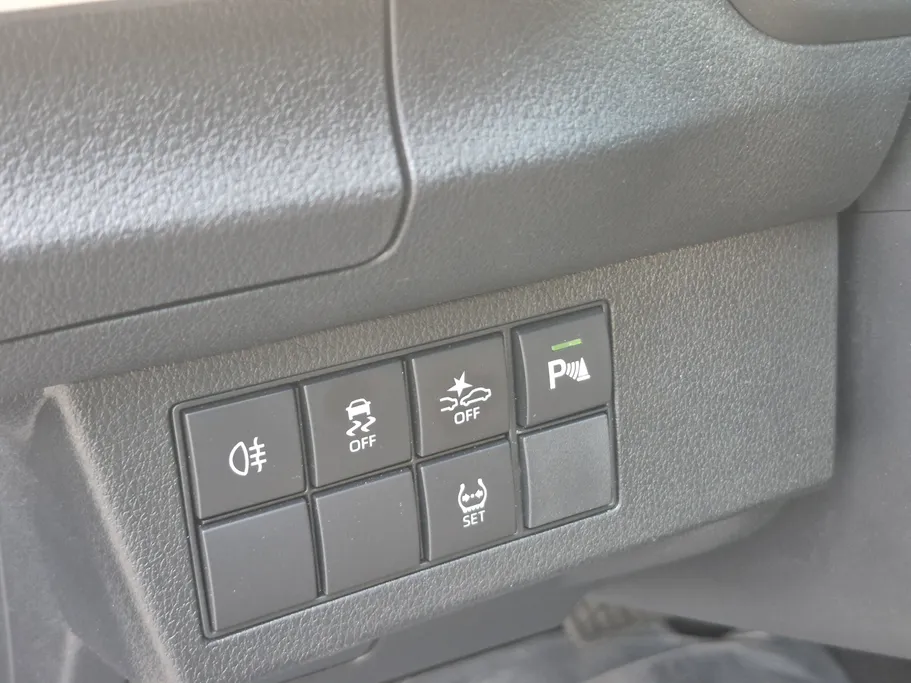 2024 Toyota Yaris  YX 