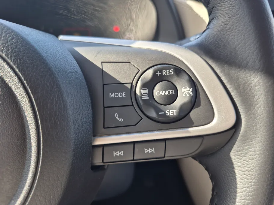 2024 Toyota Yaris  YX 