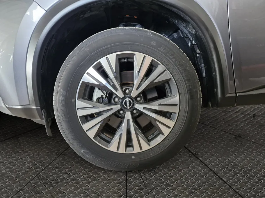 نيسان أكس تريل SV Plus 2024 