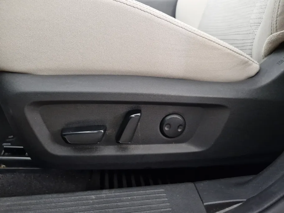 نيسان أكس تريل SV Plus 2024 