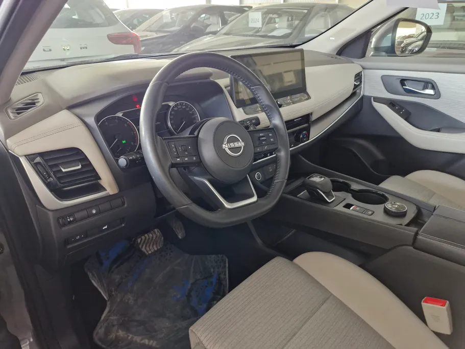 نيسان أكس تريل SV Plus 2024 