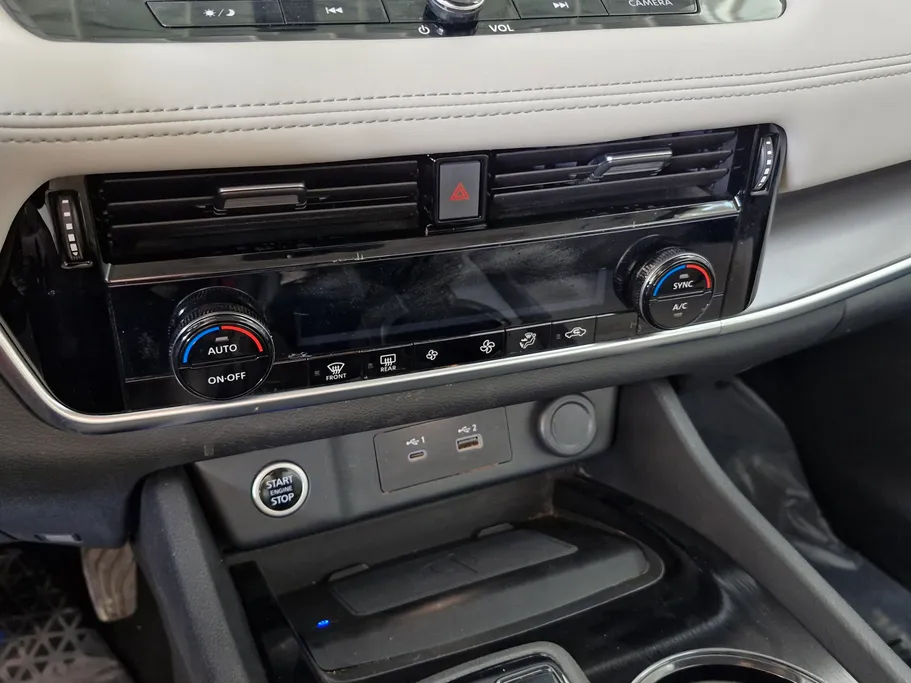 نيسان أكس تريل SV Plus 2024 