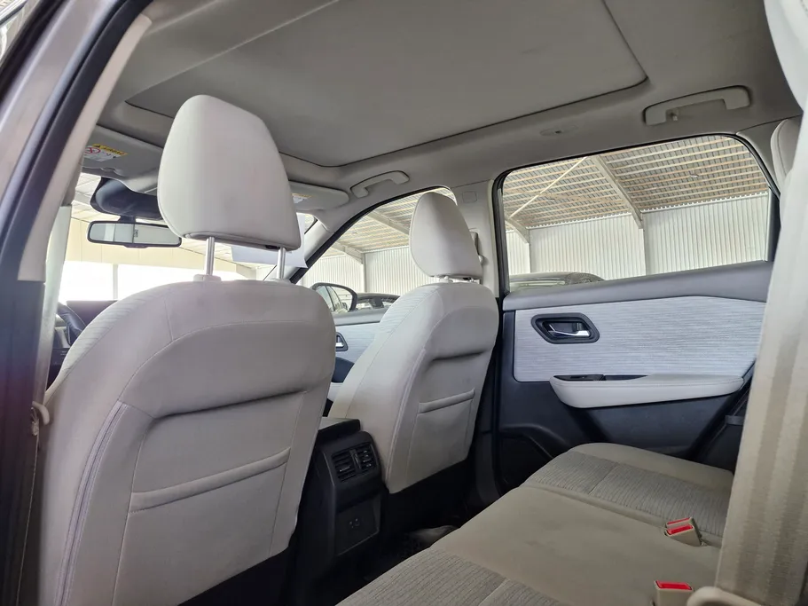 نيسان أكس تريل SV Plus 2024 