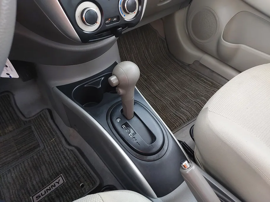 2023 Nissan Sunny SV Comfort 