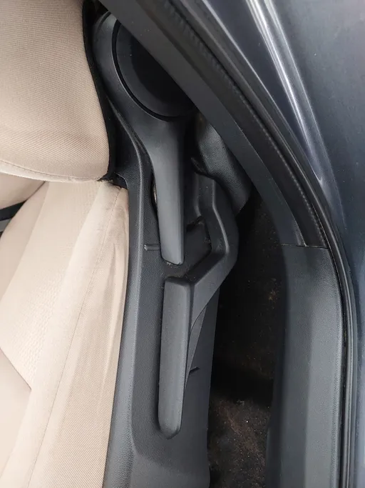 2023 Toyota Yaris  Y 