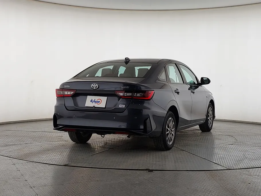 2023 Toyota Yaris  Y 