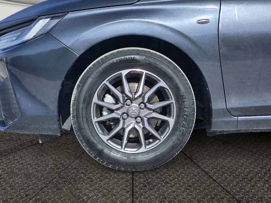 تويوتا يارس Y 2023 