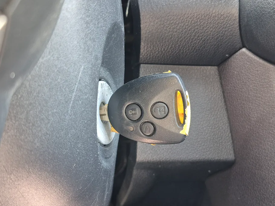 تويوتا يارس Y 2023 