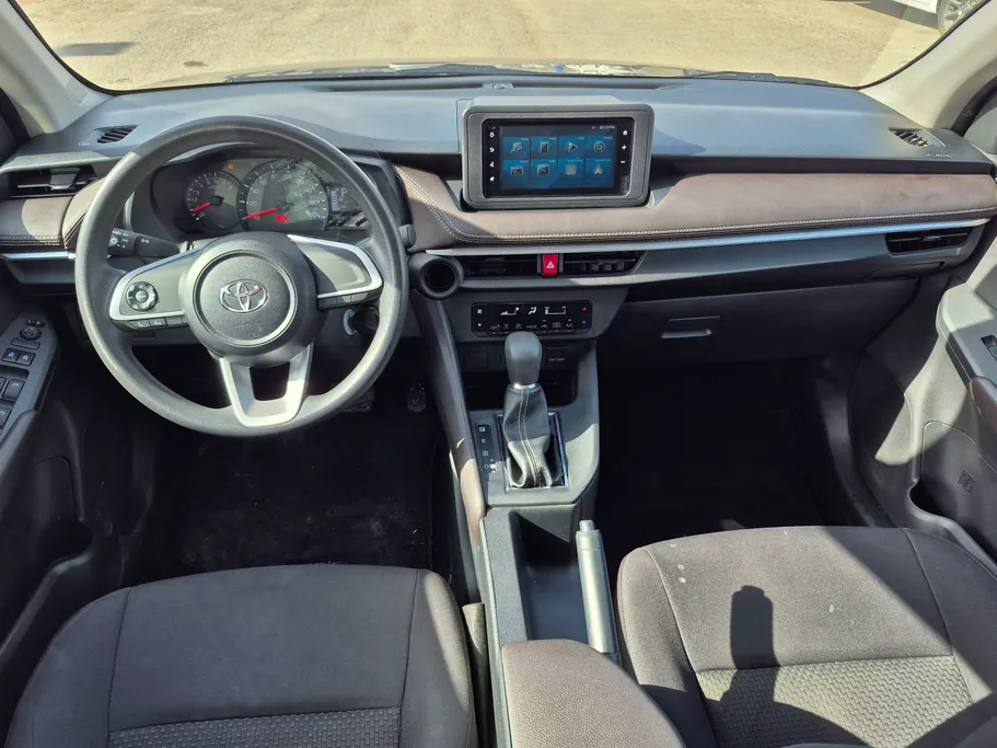 تويوتا يارس Y 2023 