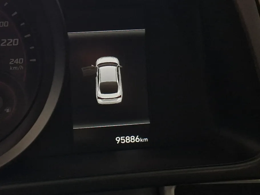 2022 Hyundai Elantra Smart 