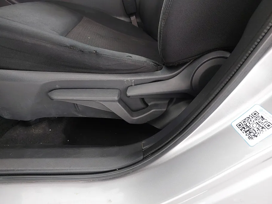 تويوتا يارس Y 2023 