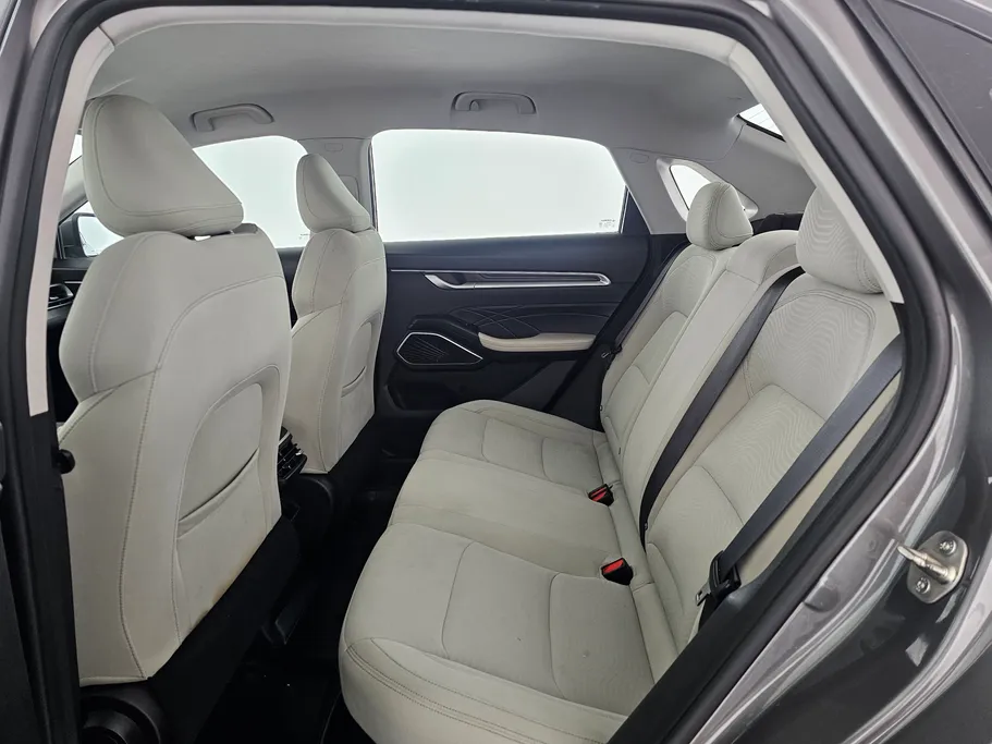 جيلي امجراند GS 2024 