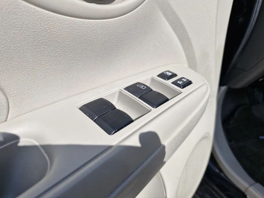 2023 Nissan Sunny SV Comfort 