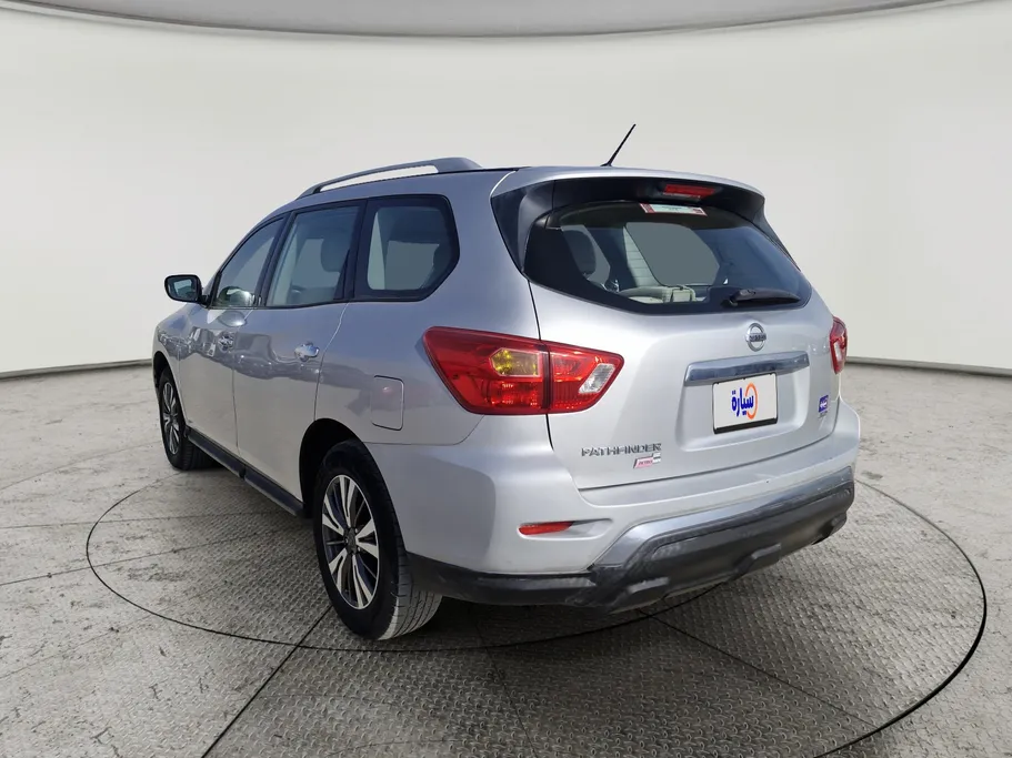 نيسان باثفندر S 2018 