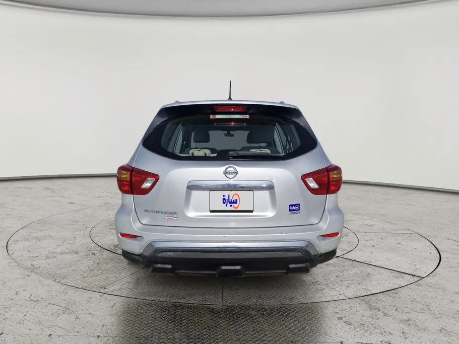 نيسان باثفندر S 2018 
