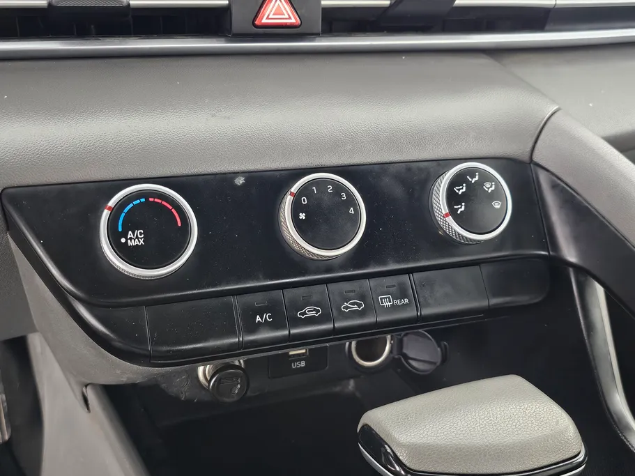 2022 Hyundai Elantra Fleet 