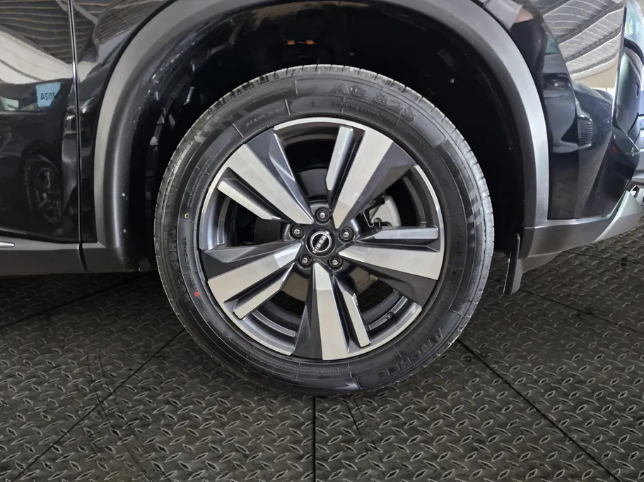 نيسان أكس تريل SL 2024 