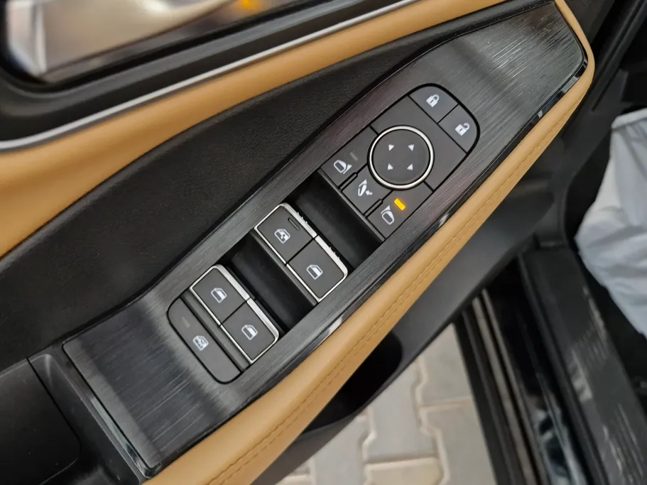 نيسان أكس تريل SL 2024 