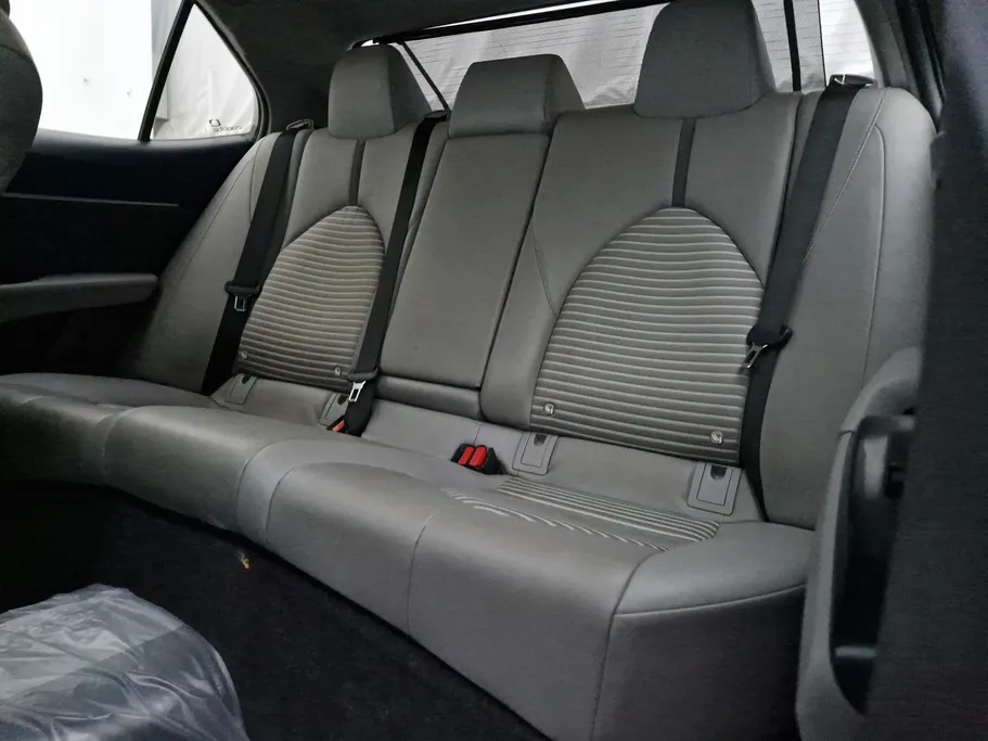 2020 Toyota Camry  SE 