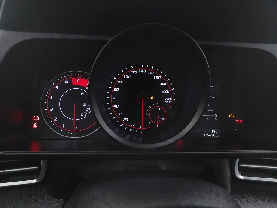 2022 Hyundai Elantra Smart Plus 