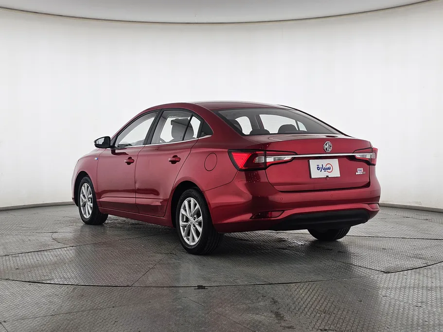 ام جي 5 COM 2022 