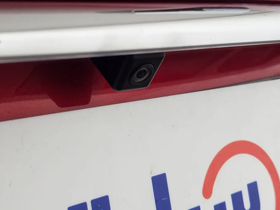 ام جي 5 COM 2022 