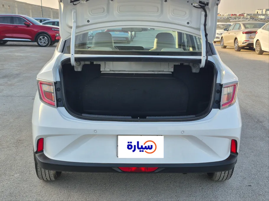 هيونداي Grand i10 فلييت 2024 