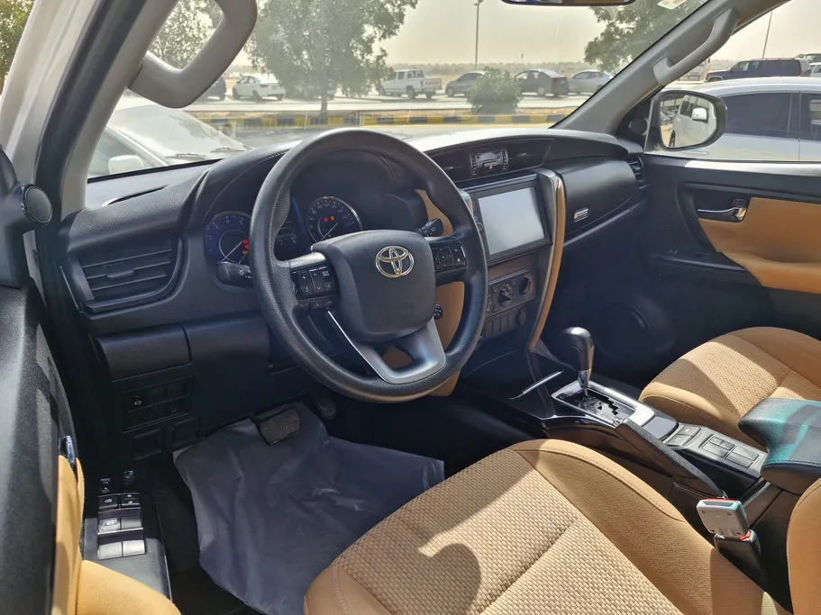 تويوتا فورتشنر GX 2022 