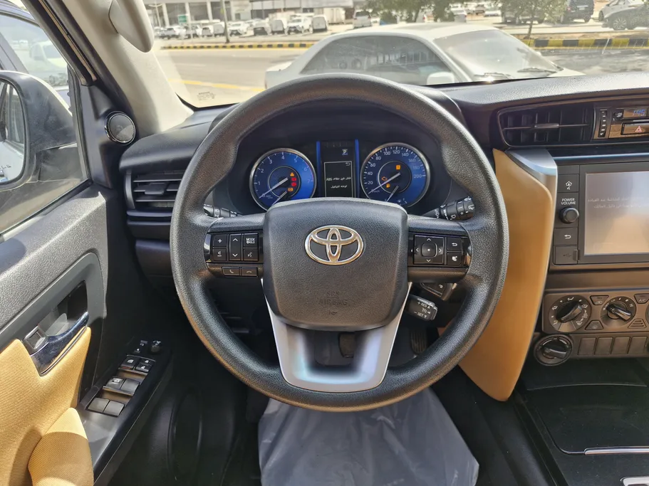 تويوتا فورتشنر GX 2022 