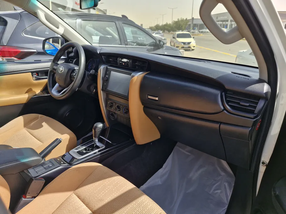 تويوتا فورتشنر GX 2022 